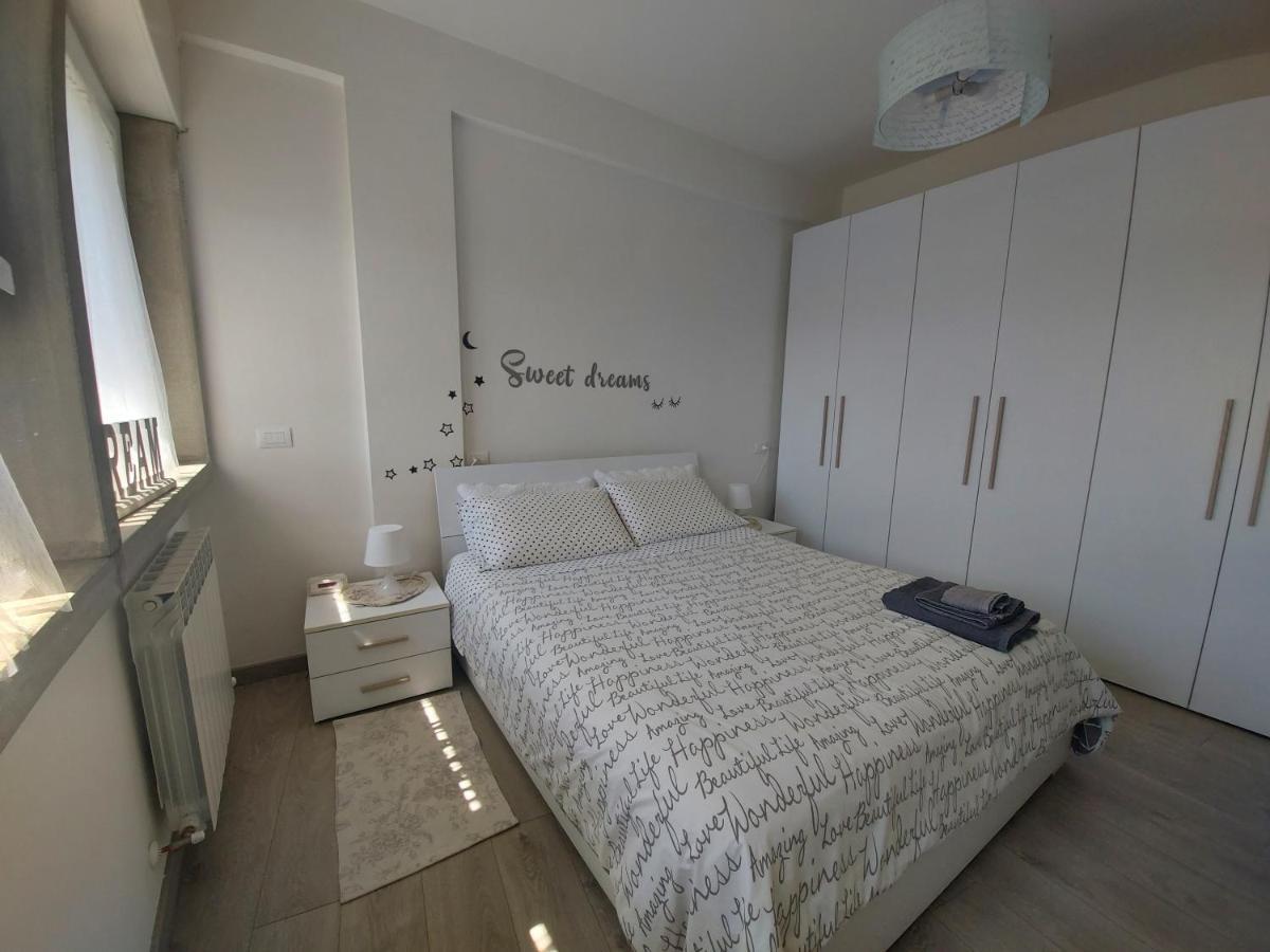 La Pineta - Delightful Small Apartment Near The City Center L'Aquila Luaran gambar